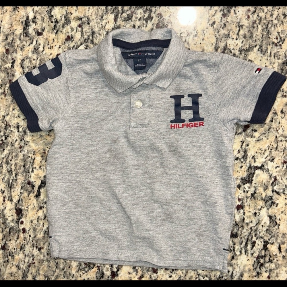 Tommy Hilfiger Gray Polo Shirt Classic Design Sporty Style